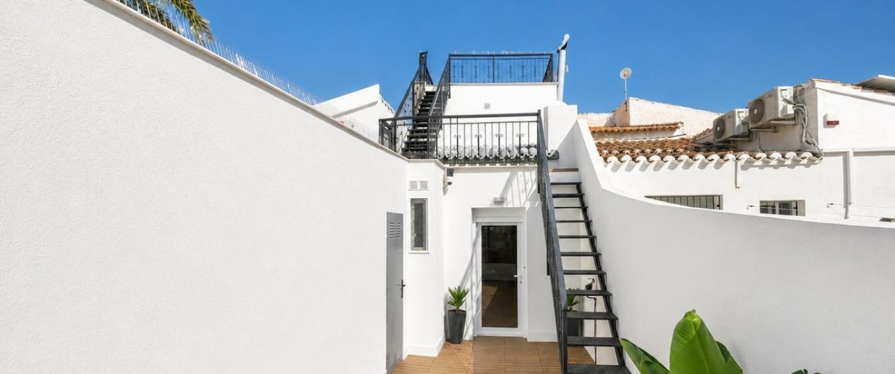 Resale - Villa - Orihuela - Punta Prima