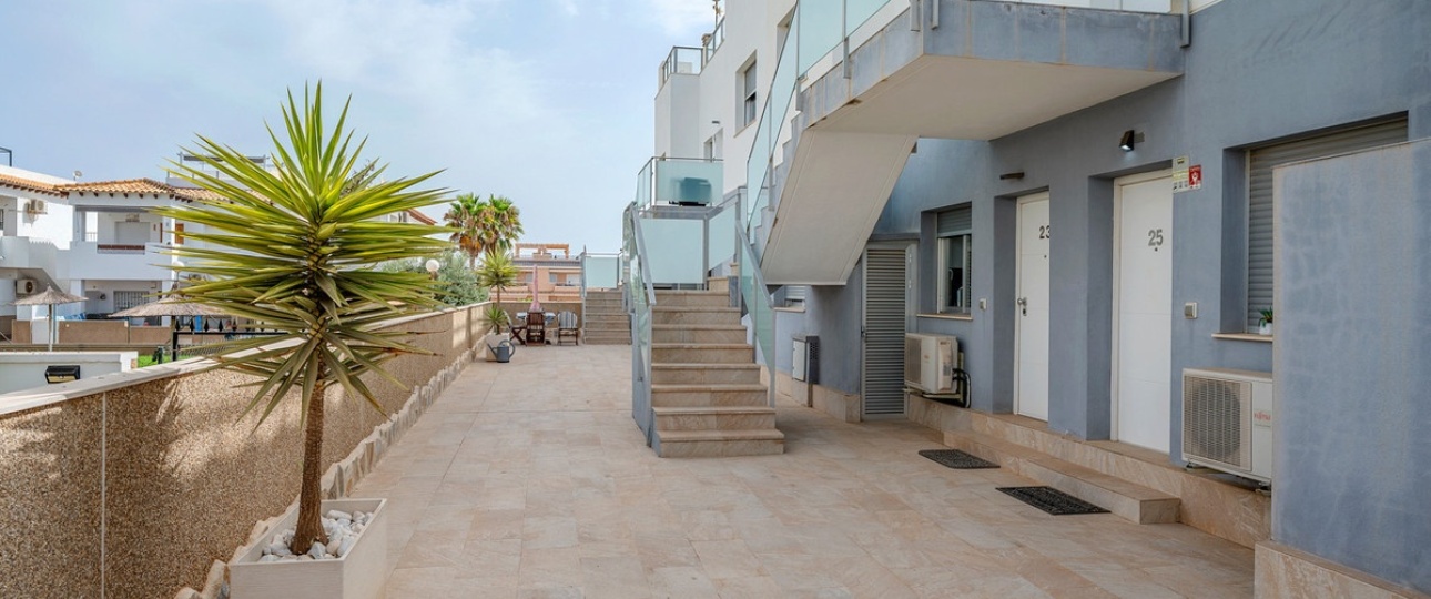 Resale - Villa - Orihuela - Punta Prima