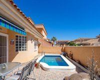Resale - Villa - Orihuela - Punta Prima
