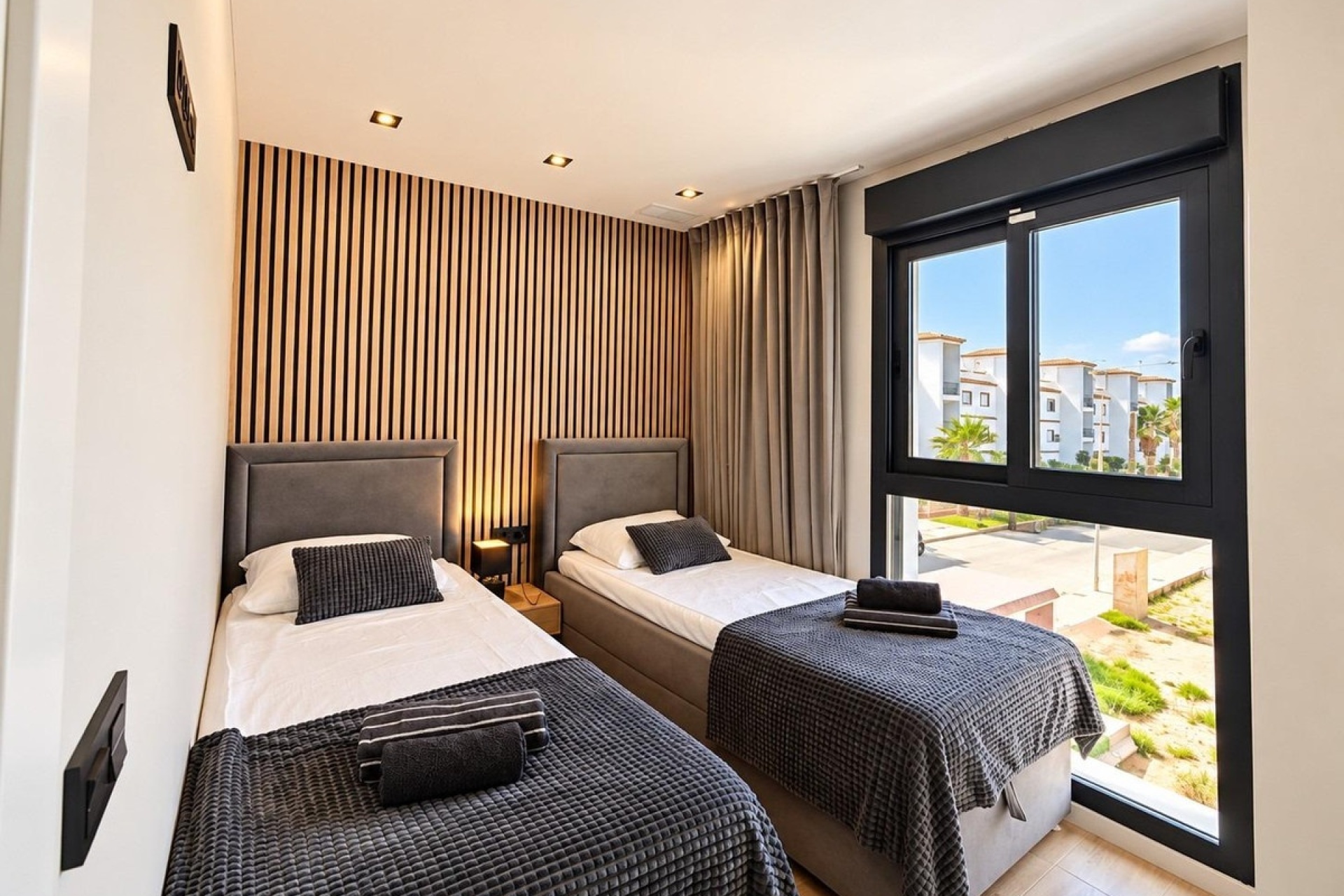 Resale - Villa - Orihuela - Punta Prima