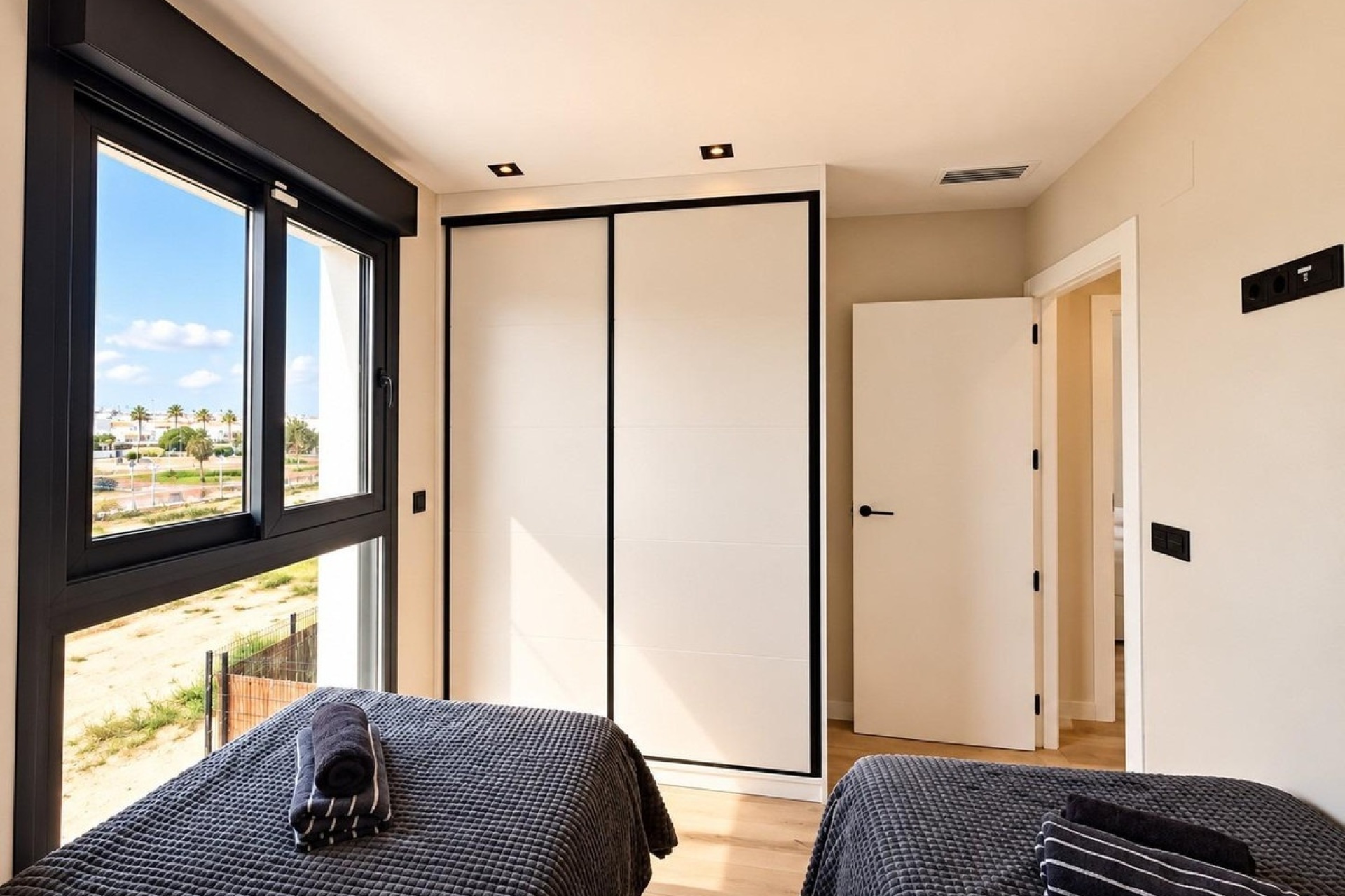 Resale - Villa - Orihuela - Punta Prima