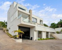 Resale - Villa - Orihuela - Villamartin