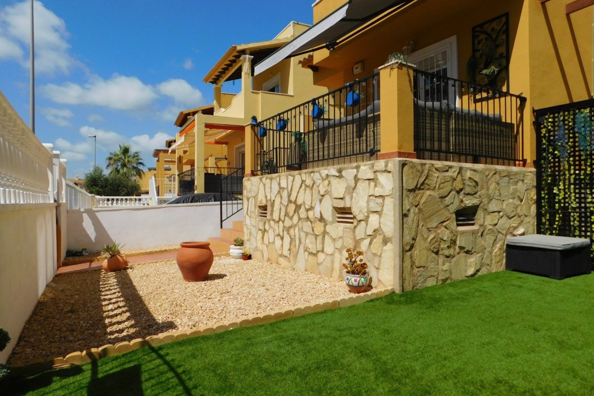 Resale - Villa - Orihuela - Villamartin