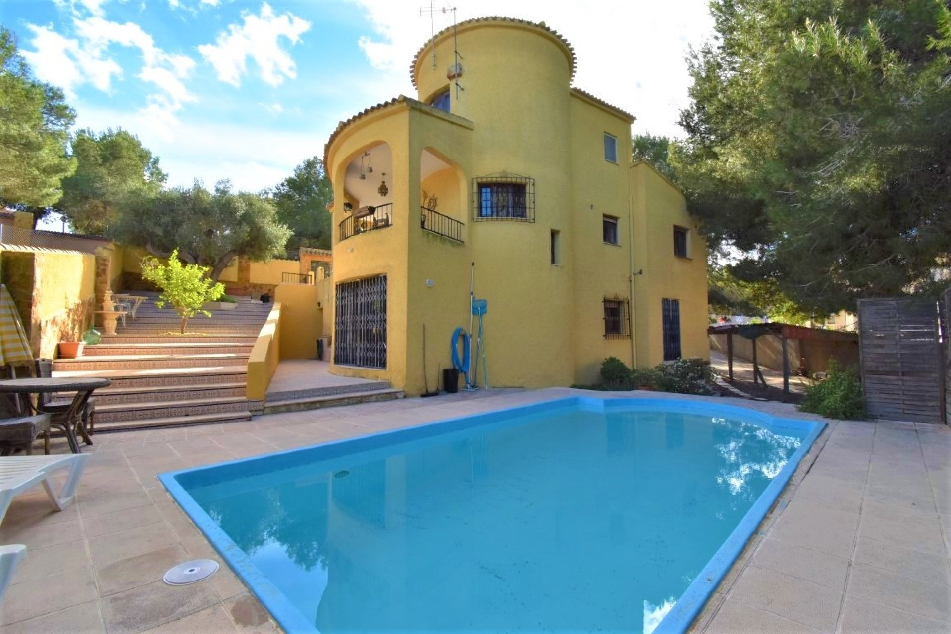 Resale - Villa - Orihuela - Villamartin