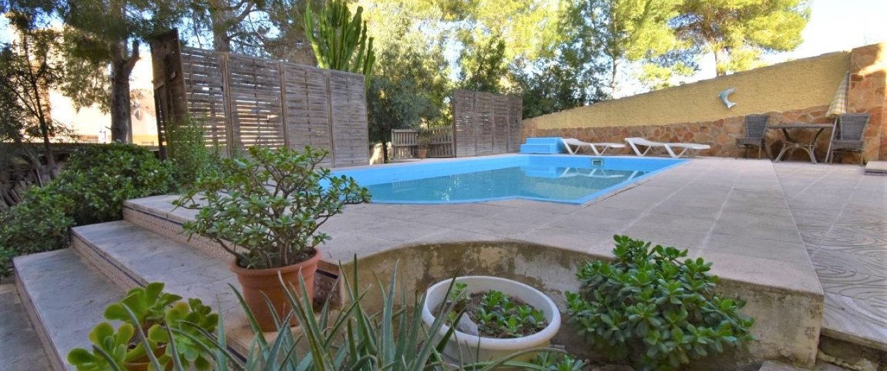 Resale - Villa - Orihuela - Villamartin