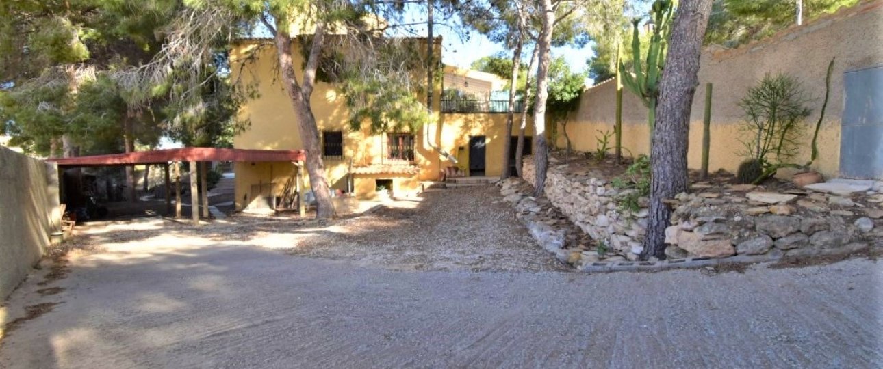 Resale - Villa - Orihuela - Villamartin