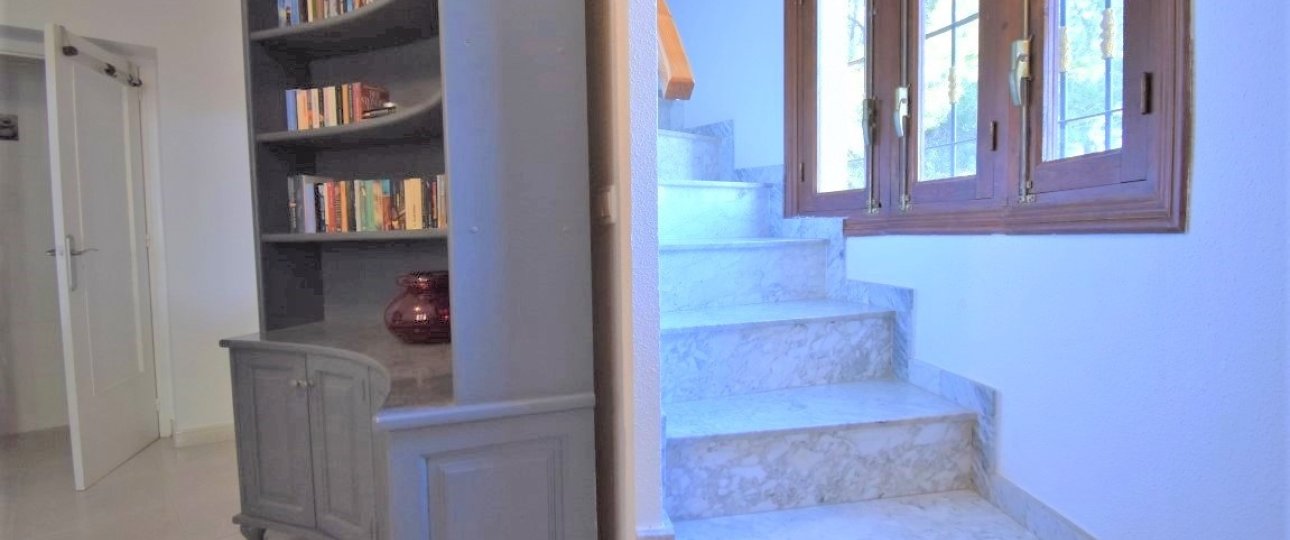 Resale - Villa - Orihuela - Villamartin