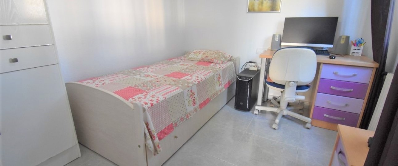 Resale - Villa - Orihuela - Villamartin