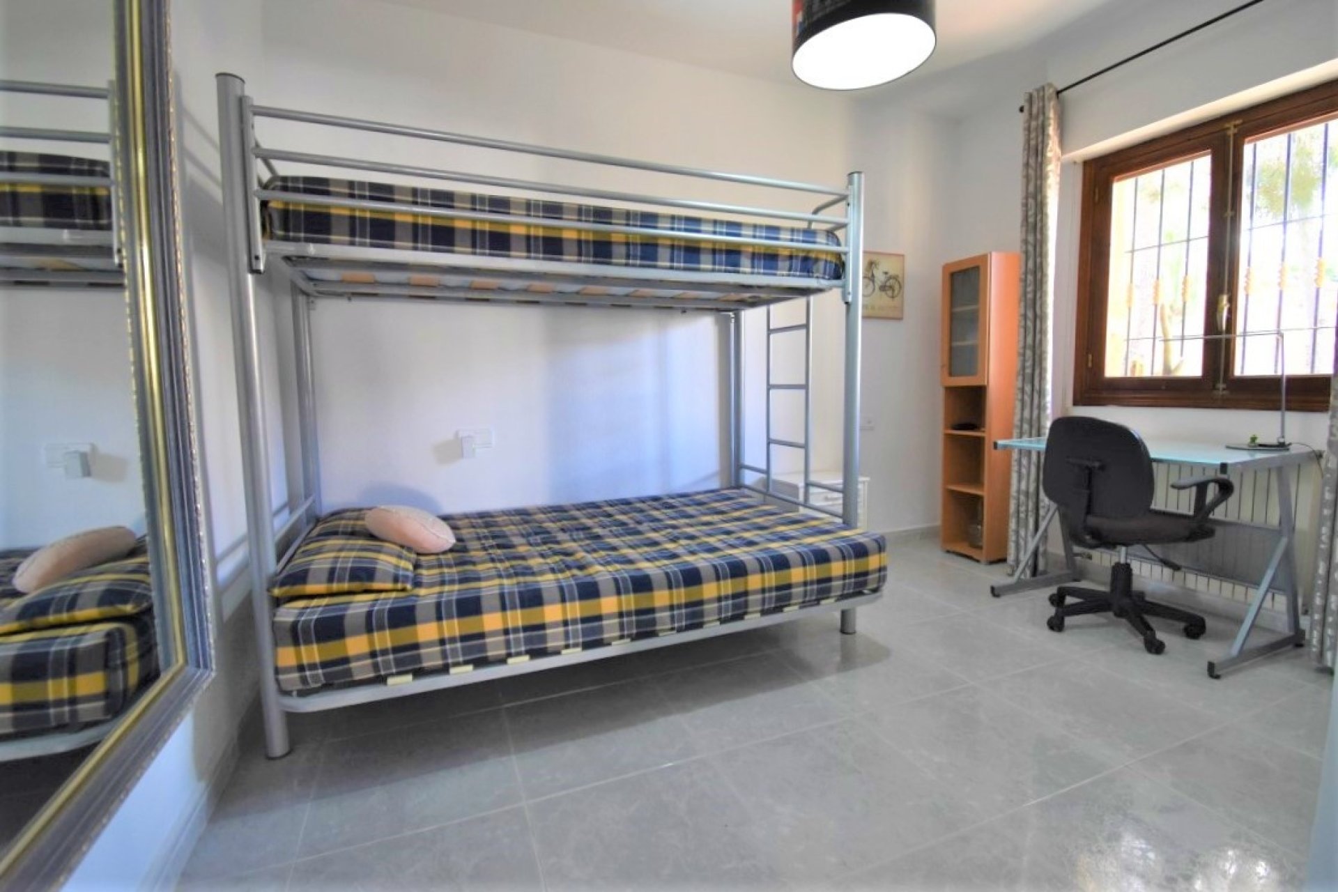 Resale - Villa - Orihuela - Villamartin