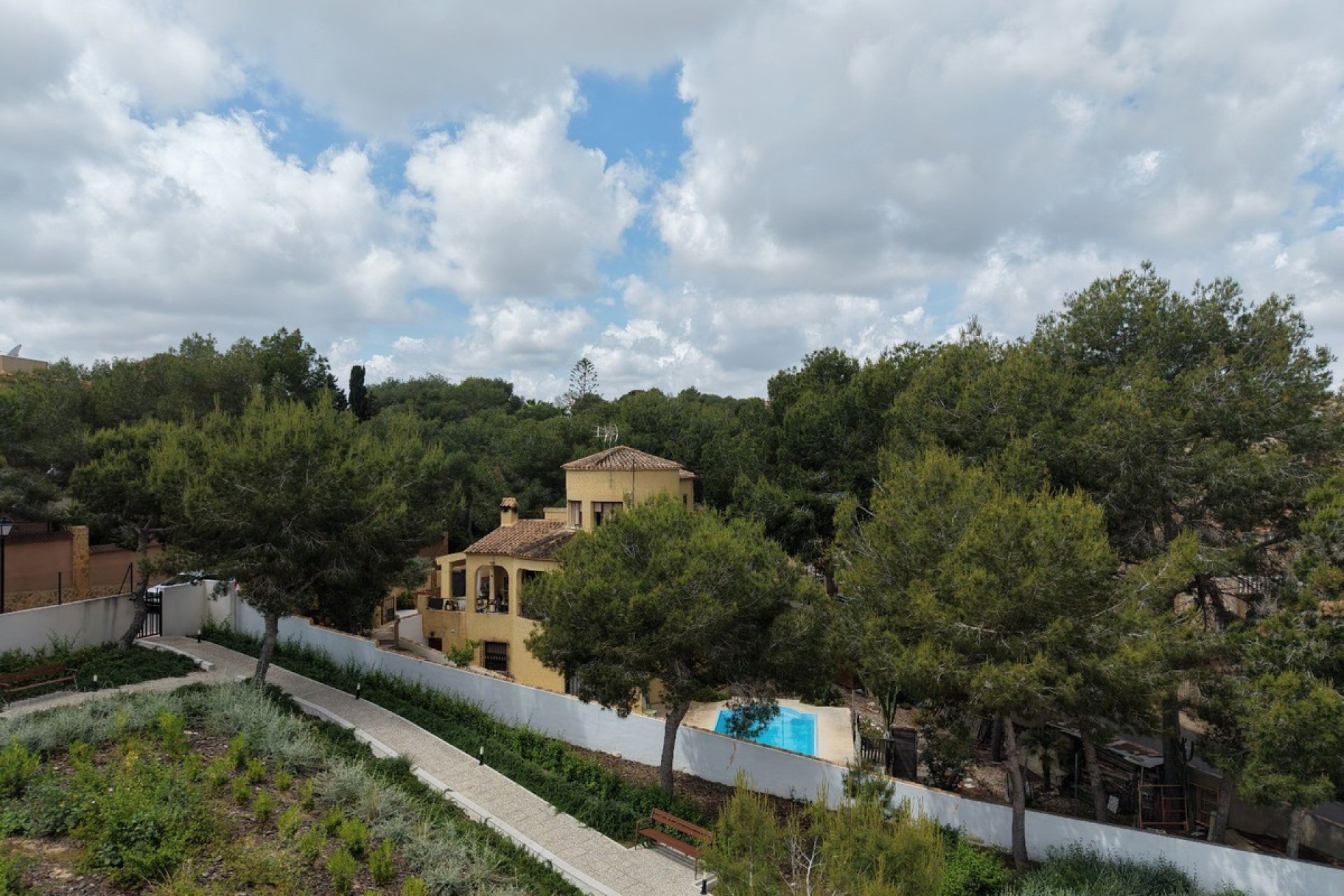 Resale - Villa - Orihuela - Villamartin