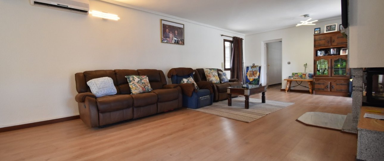 Resale - Villa - Orihuela - Villamartin