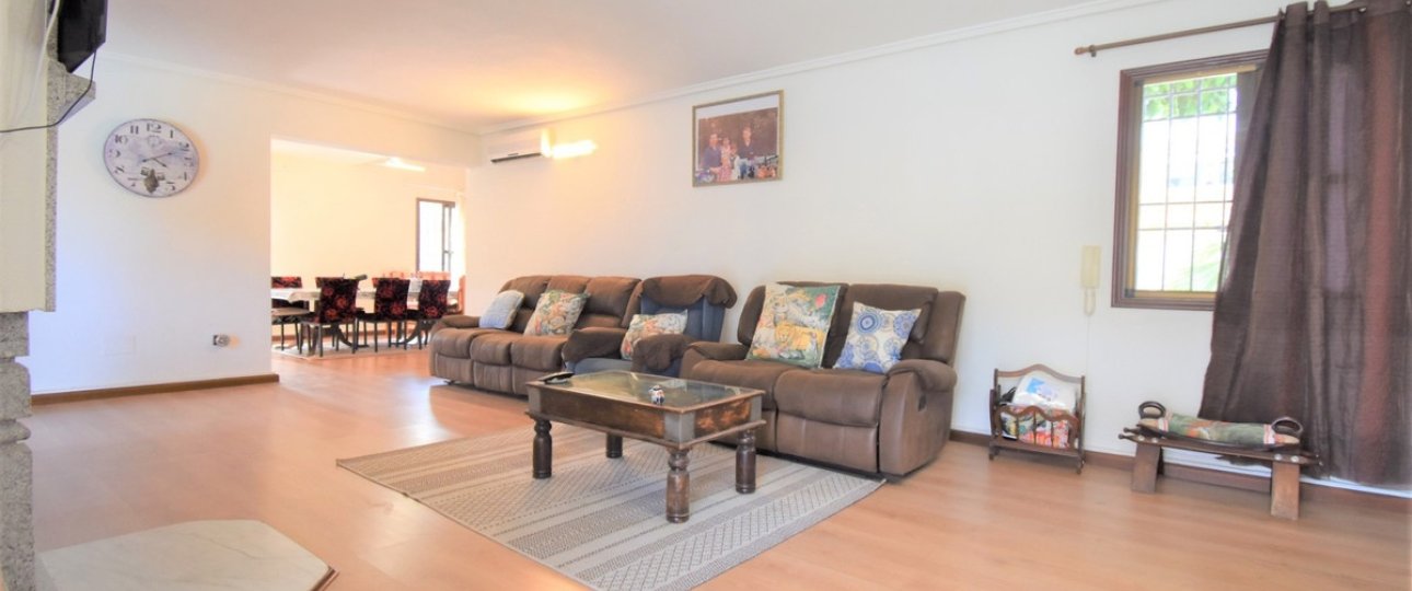 Resale - Villa - Orihuela - Villamartin