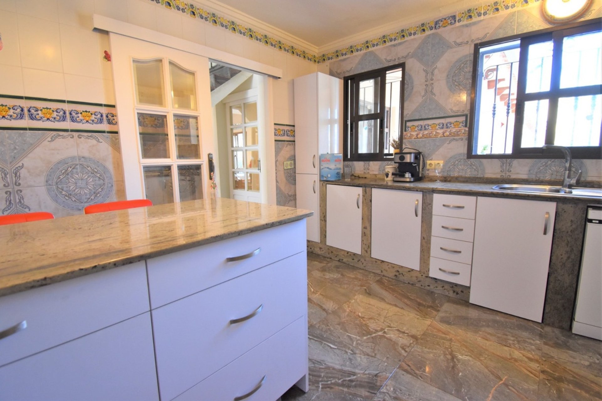 Resale - Villa - Orihuela - Villamartin
