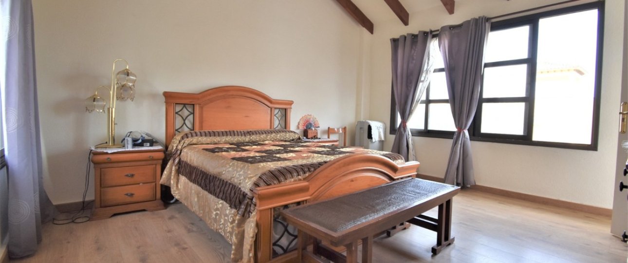 Resale - Villa - Orihuela - Villamartin