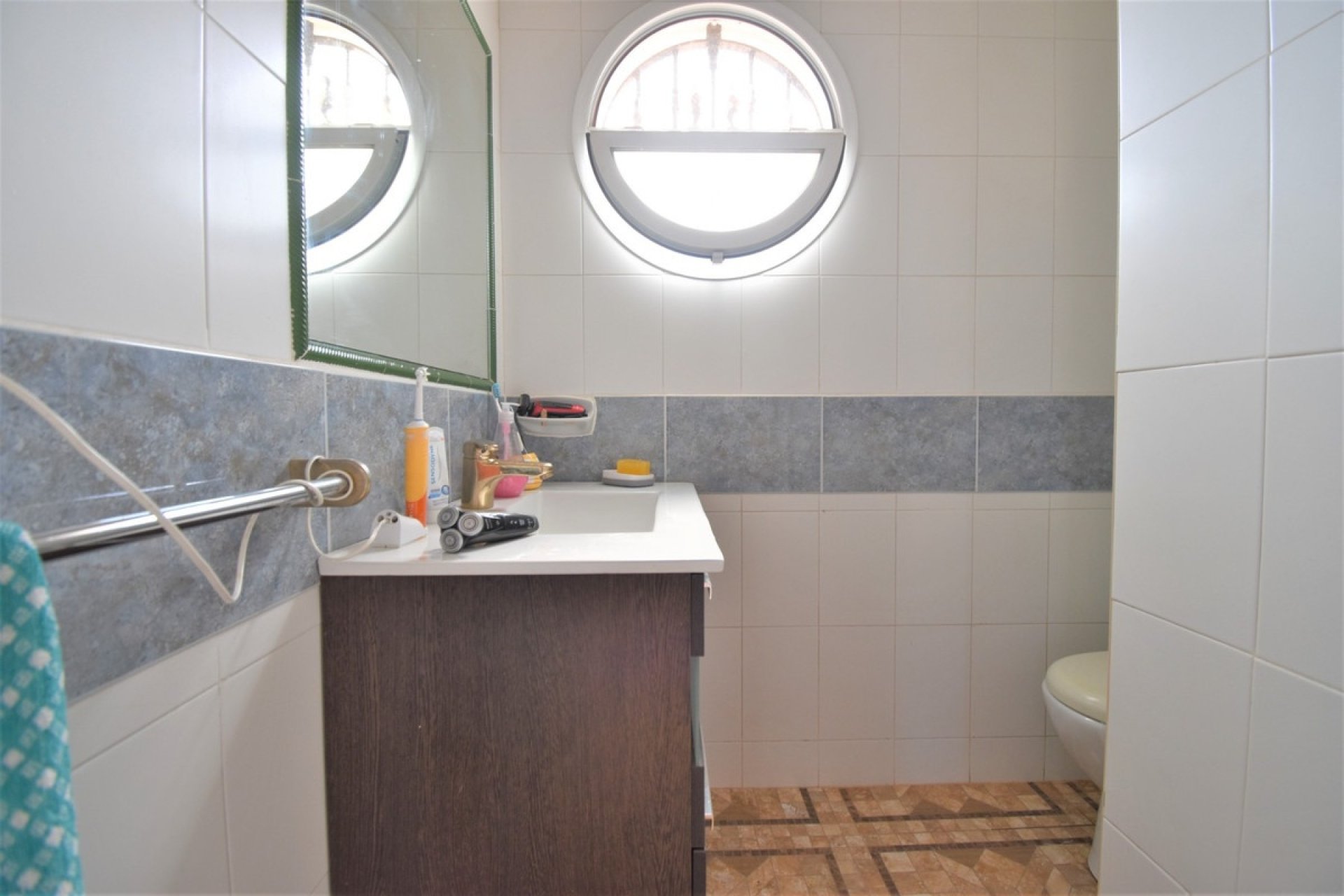 Resale - Villa - Orihuela - Villamartin
