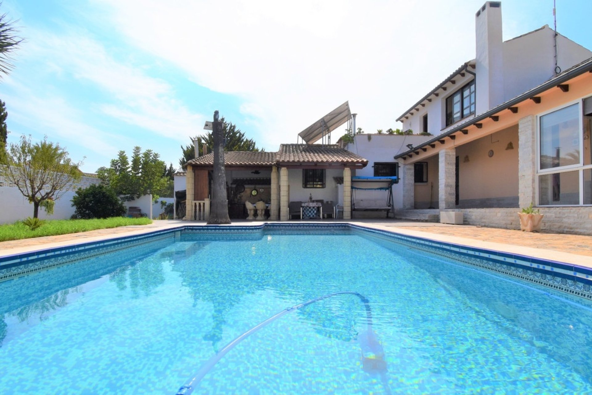 Resale - Villa - Orihuela - Villamartin