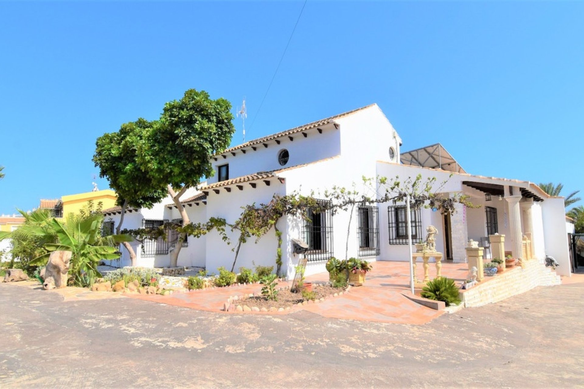 Resale - Villa - Orihuela - Villamartin