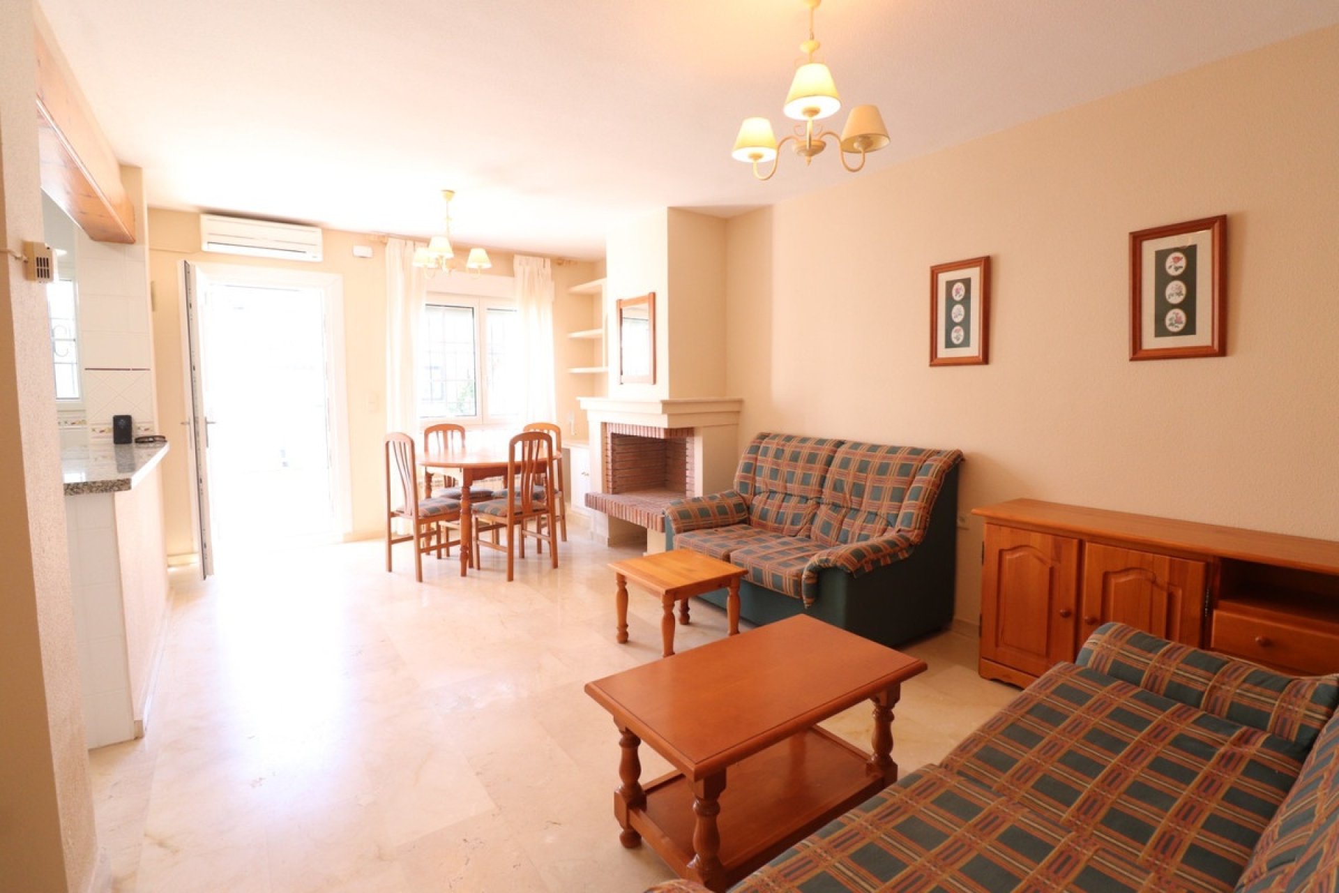 Resale - Villa - Orihuela - Villamartin