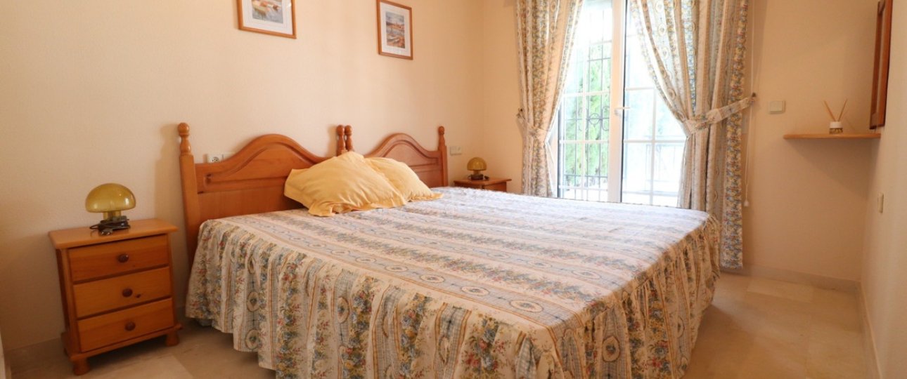 Resale - Villa - Orihuela - Villamartin