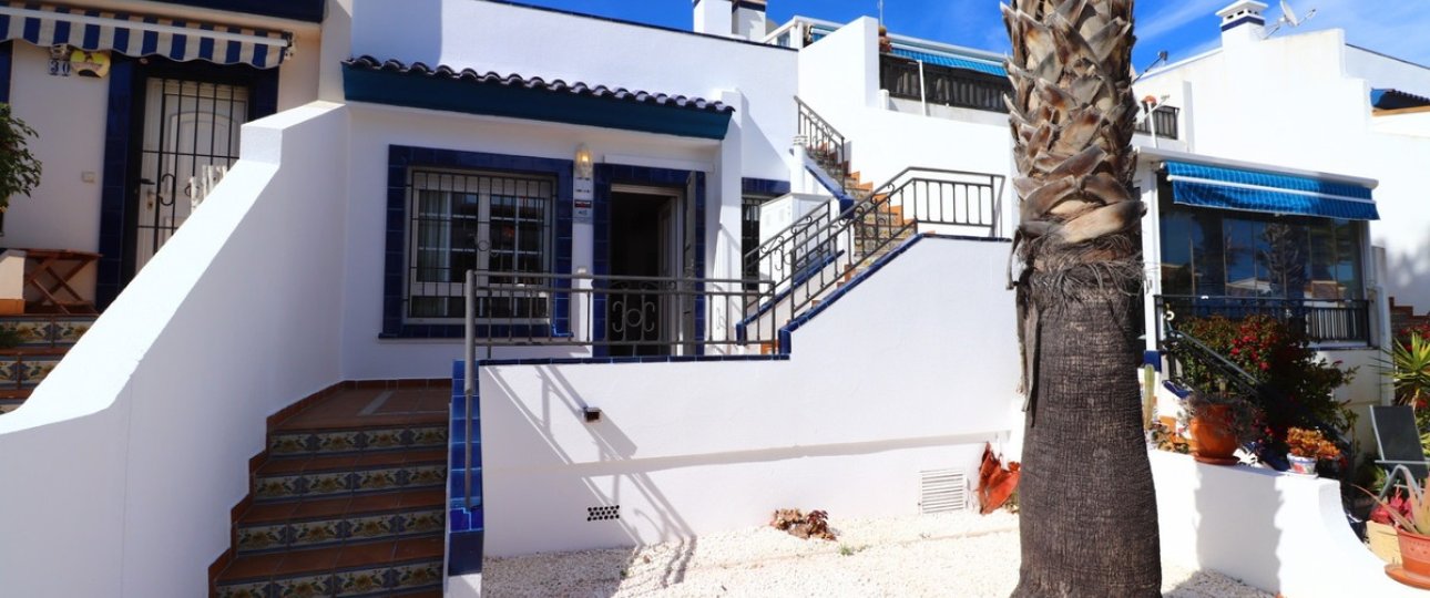 Resale - Villa - Orihuela - Villamartin