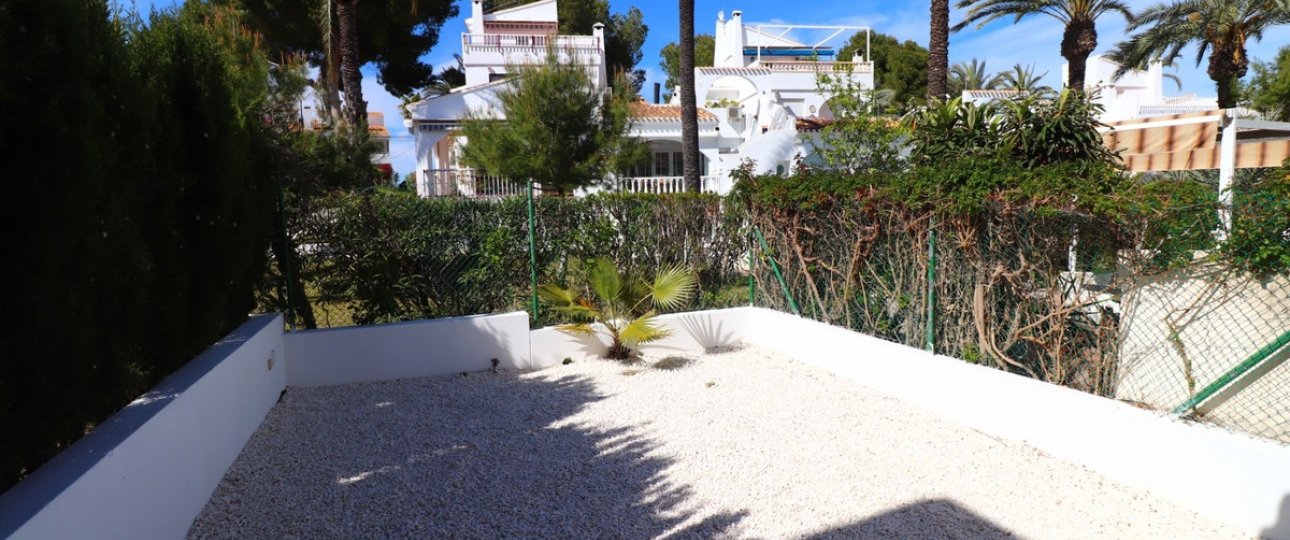 Resale - Villa - Orihuela - Villamartin