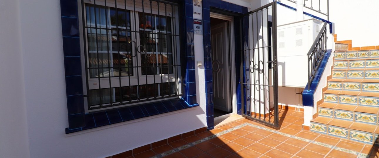 Resale - Villa - Orihuela - Villamartin