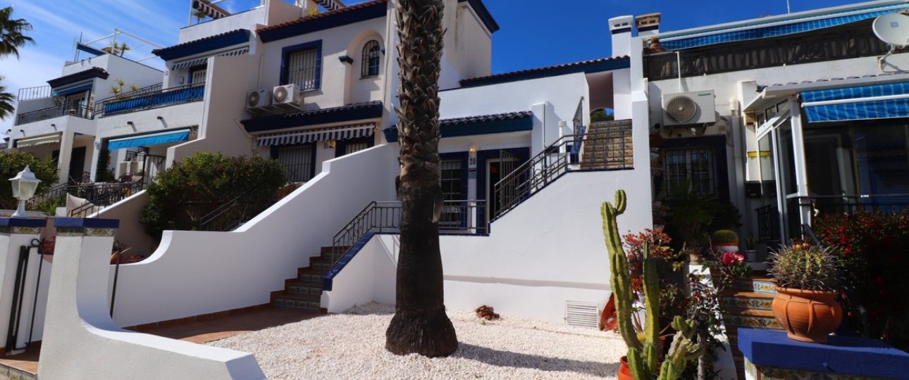 Resale - Villa - Orihuela - Villamartin