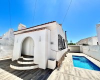 Resale - Villa - Orihuela - Villamartin