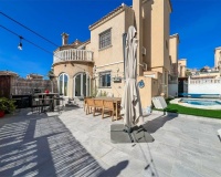 Resale - Villa - Orihuela - Villamartin