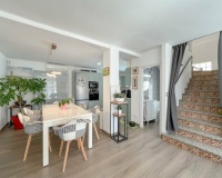 Resale - Villa - Orihuela - Villamartin