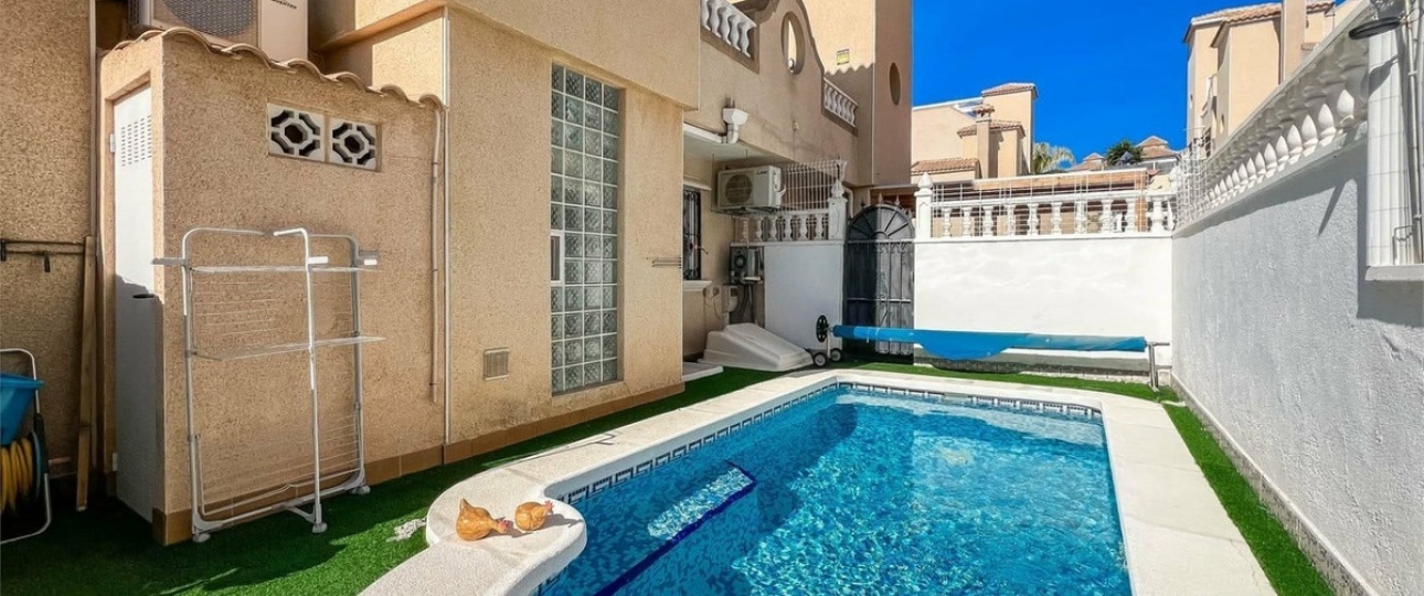 Resale - Villa - Orihuela - Villamartin