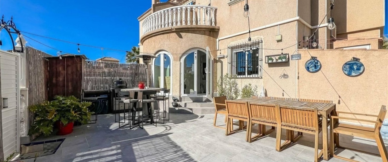 Resale - Villa - Orihuela - Villamartin