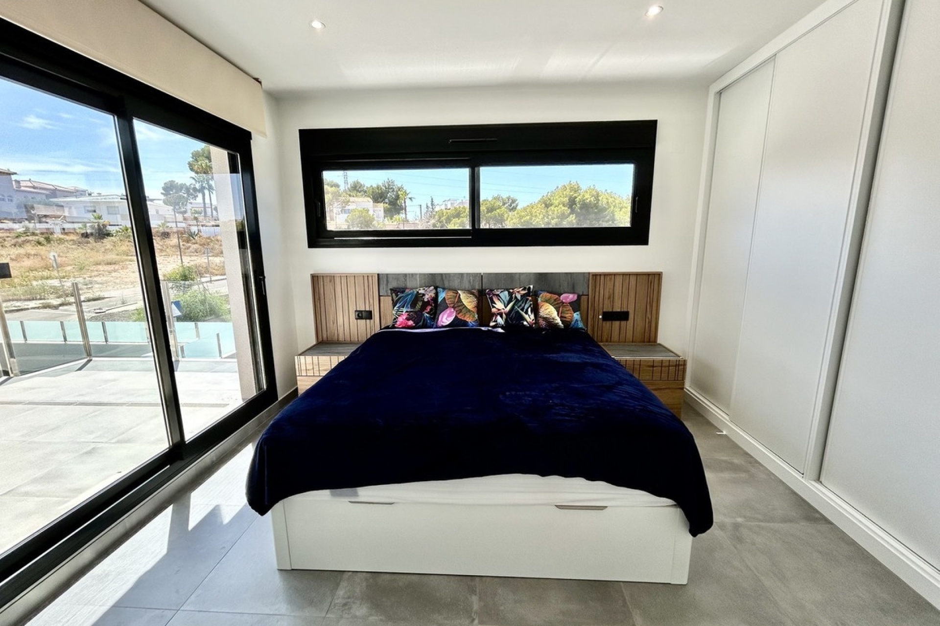Resale - Villa - Orihuela - Villamartin