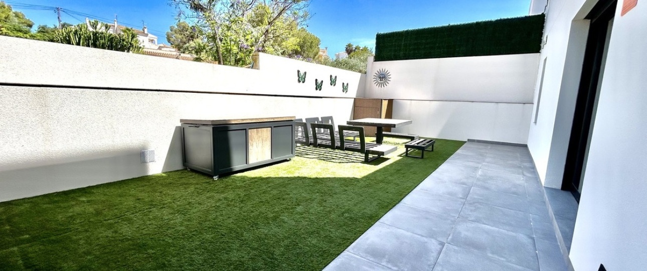 Resale - Villa - Orihuela - Villamartin