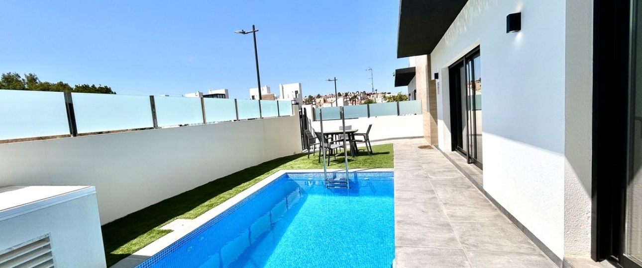 Resale - Villa - Orihuela - Villamartin