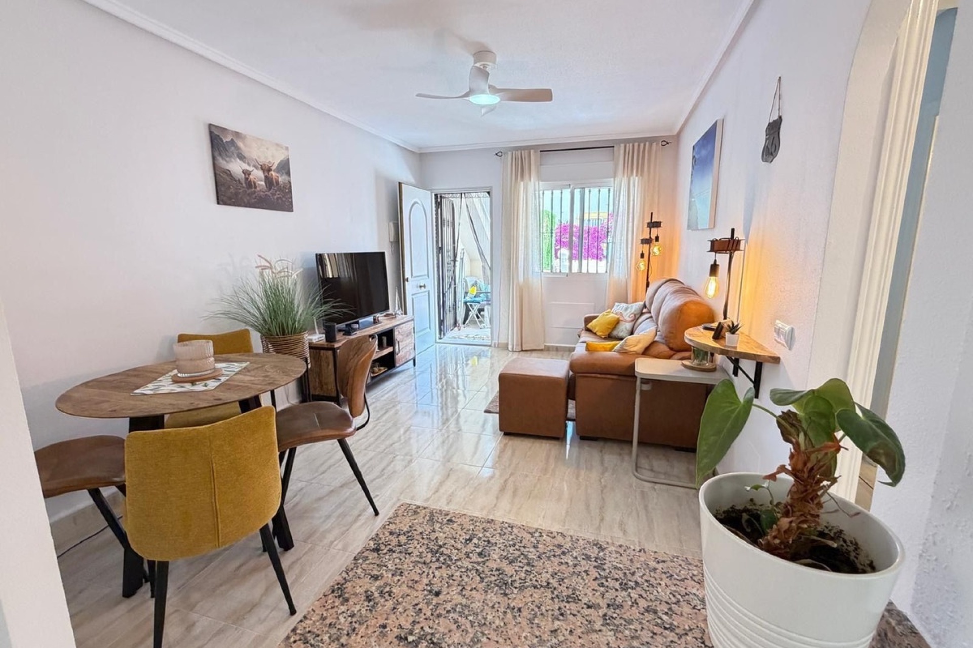 Resale - Villa - Orihuela - Villamartin