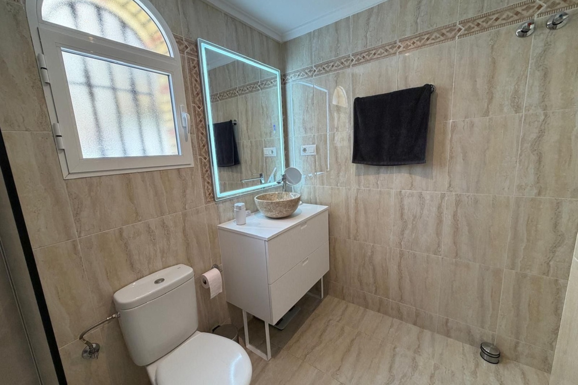Resale - Villa - Orihuela - Villamartin