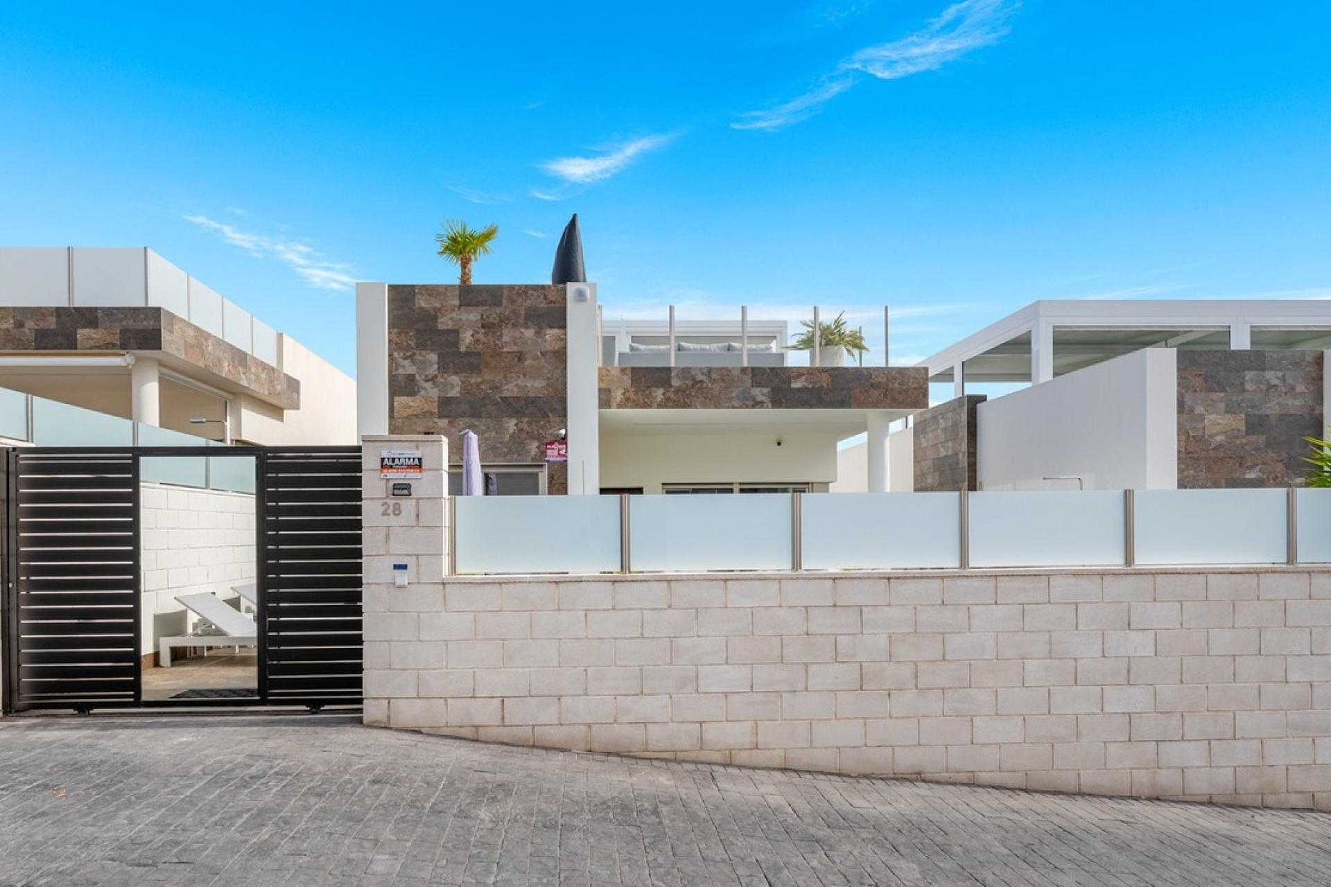 Resale - Villa - Orihuela - Villamartin