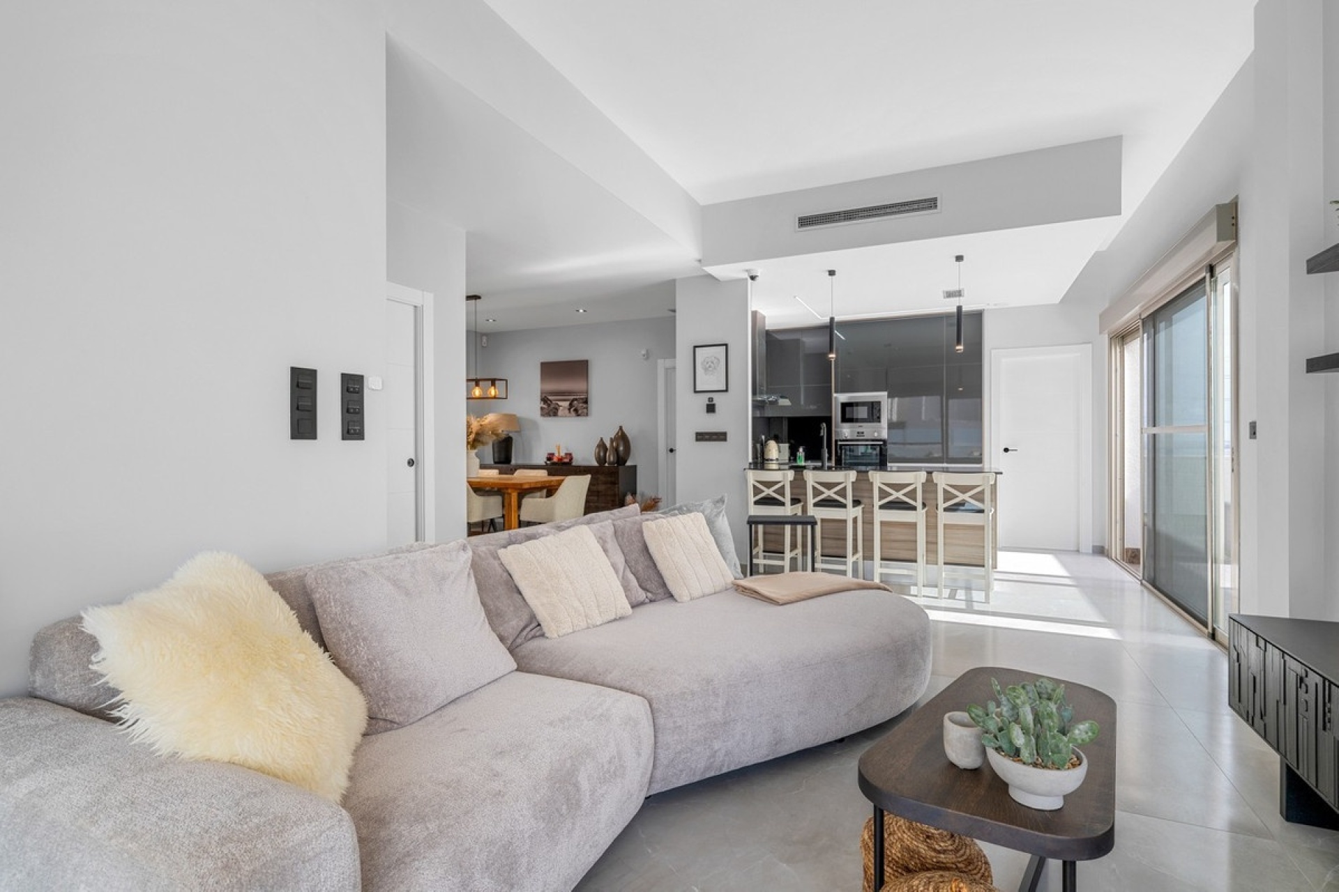 Resale - Villa - Orihuela - Villamartin