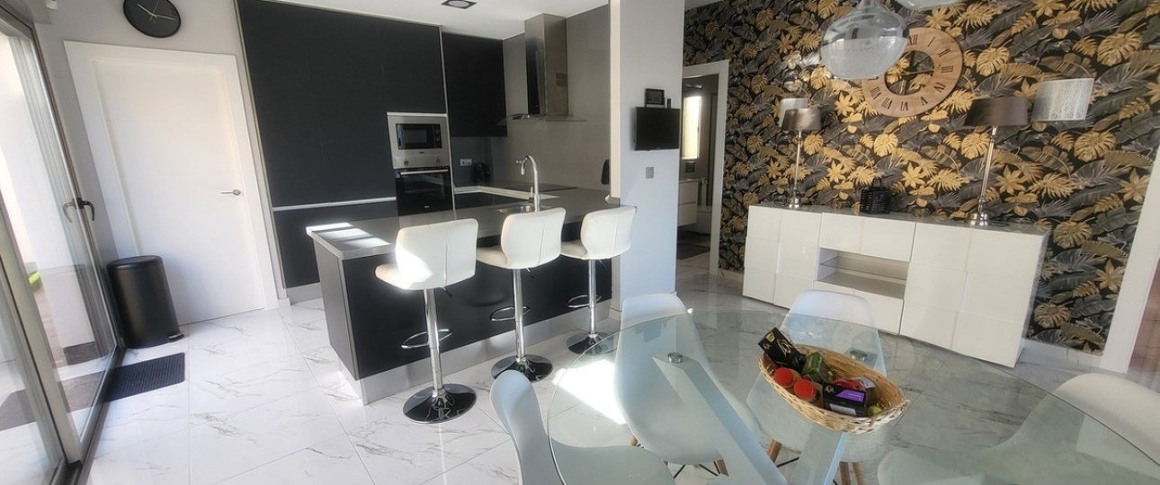 Resale - Villa - Orihuela - Villamartin