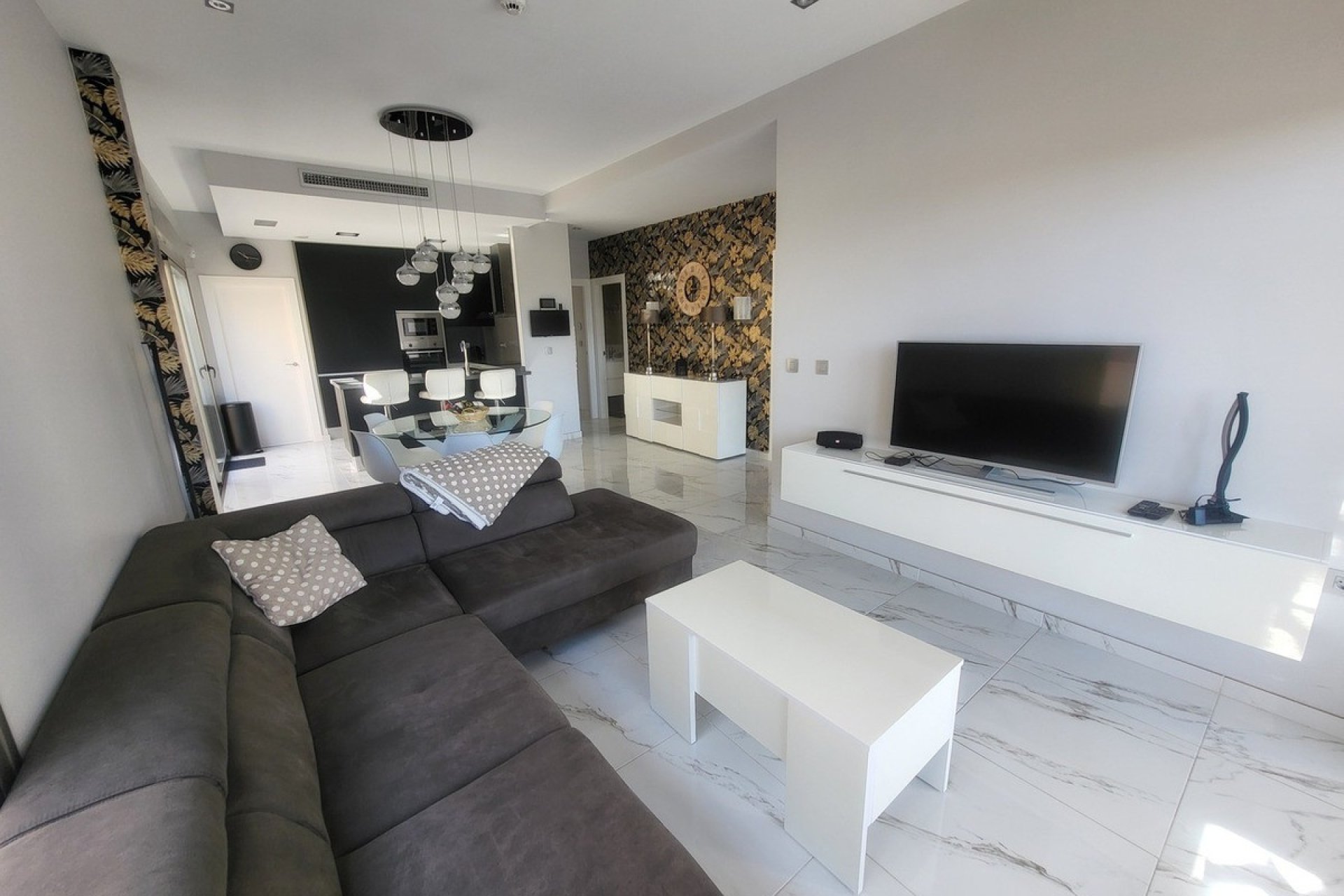Resale - Villa - Orihuela - Villamartin