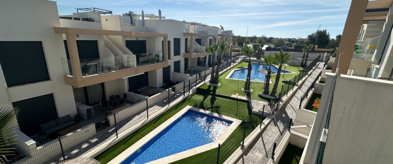 Resale - Villa - Orihuela - Villamartin