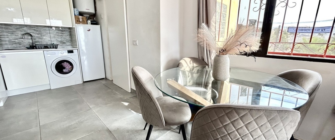 Resale - Villa - Orihuela - Villamartin