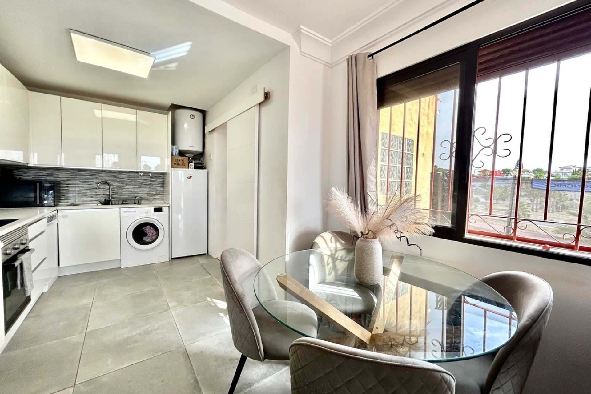 Resale - Villa - Orihuela - Villamartin