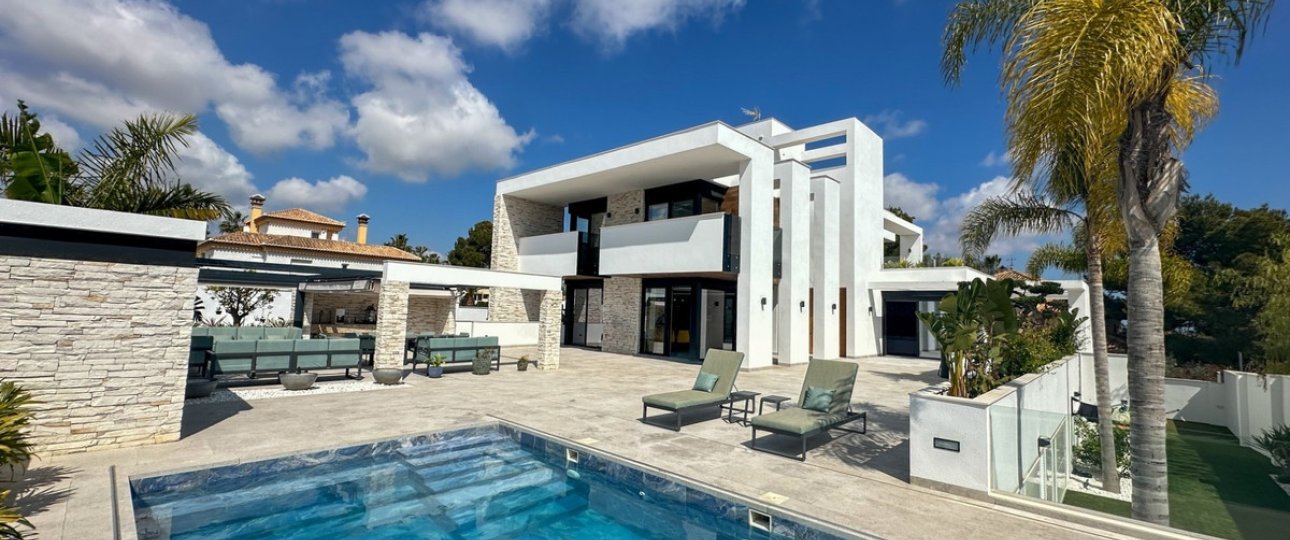 Resale - Villa - Orihuela - Villamartin