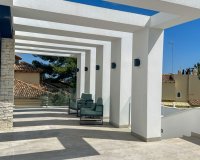 Resale - Villa - Orihuela - Villamartin