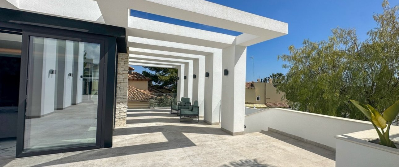 Resale - Villa - Orihuela - Villamartin