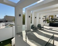 Resale - Villa - Orihuela - Villamartin