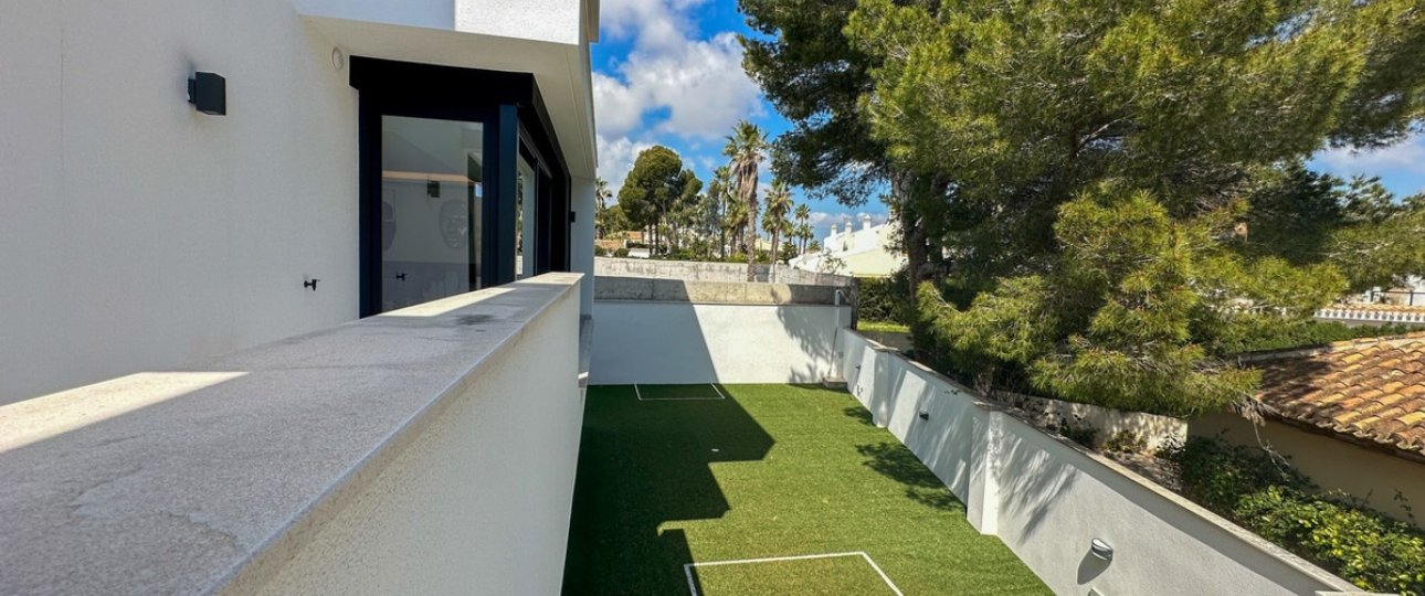 Resale - Villa - Orihuela - Villamartin