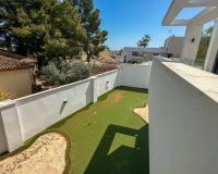 Resale - Villa - Orihuela - Villamartin
